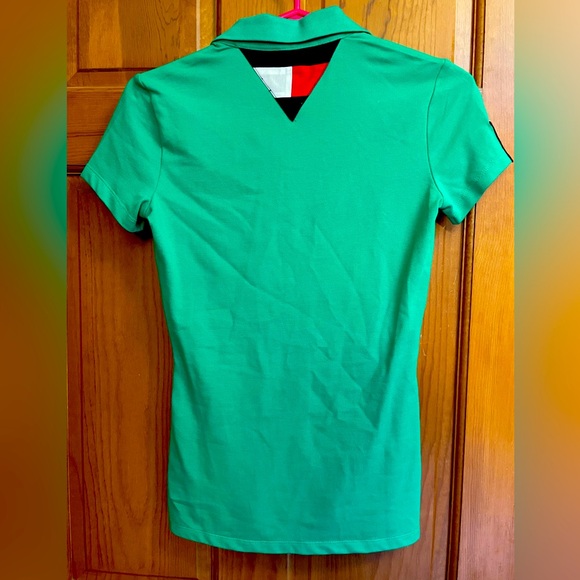 NWT Tommy Hilfiger Green PRIDE slim-fit polo - Picture 5 of 7